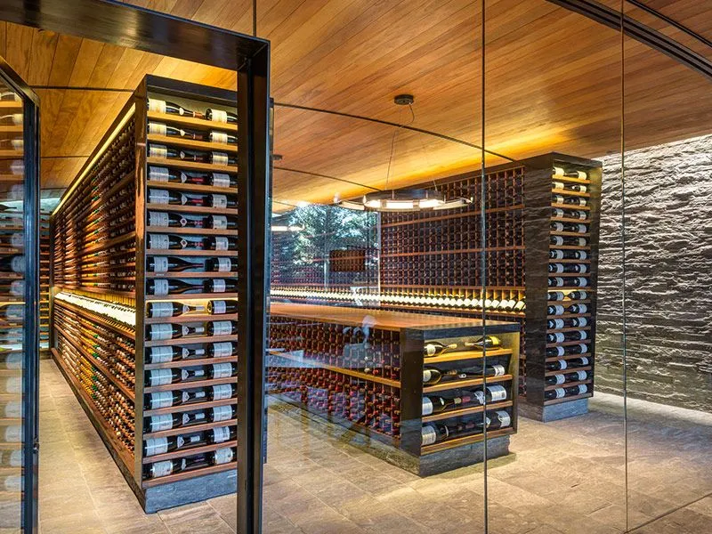  - © BARNES Fine Wines