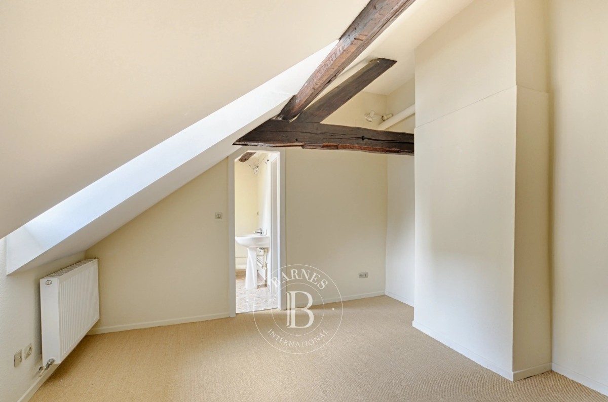 img-gallery