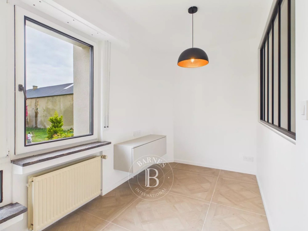 Rental Unfurnished Apartment – Luxembourg... - picture 1