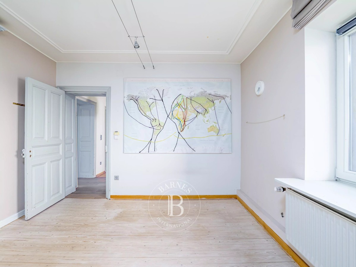 img-gallery
