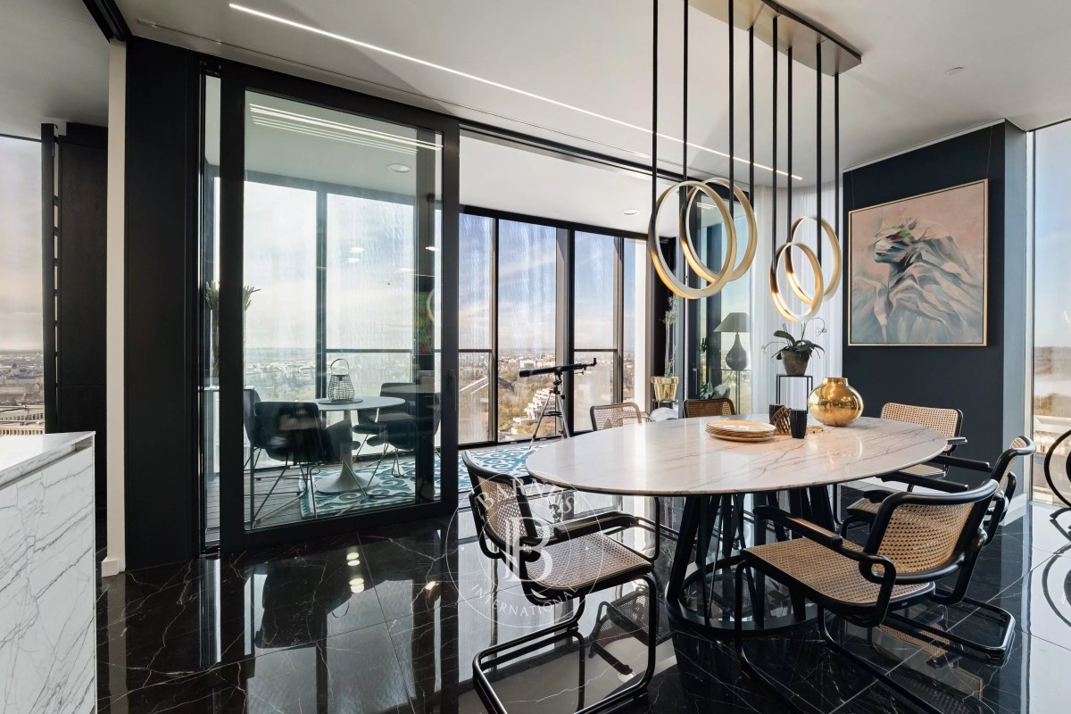 For Sale – Exceptional 4-Bedroom Apartment –... - picture 1