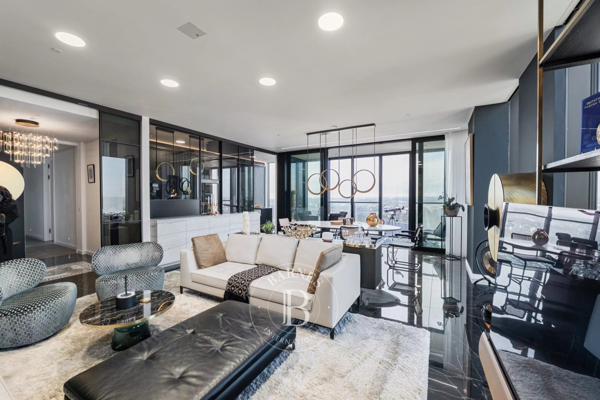 For Sale – Exceptional 4-Bedroom Apartment –... - picture 3