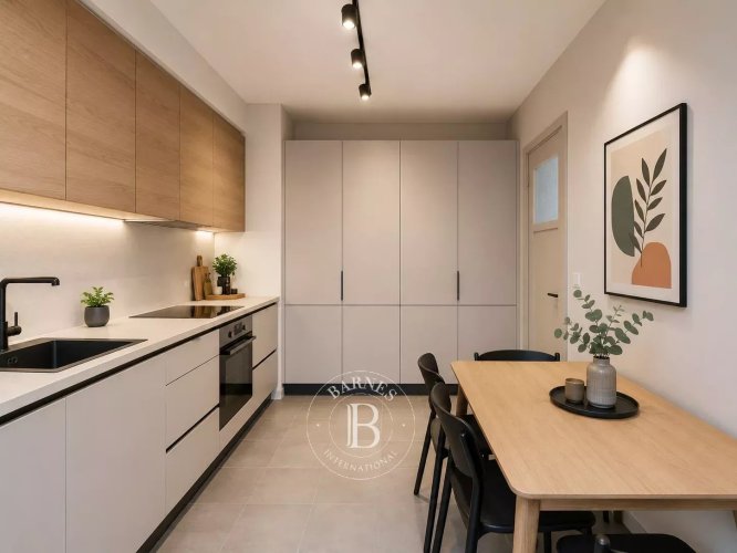 Apartment Sale - Belair - 3... - picture 1