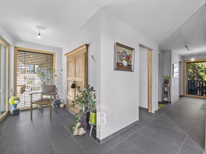House Sale –... - picture 2