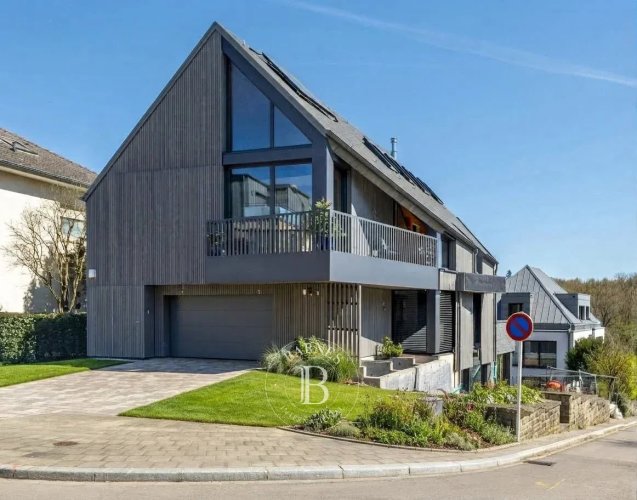 House Sale –... - picture 1