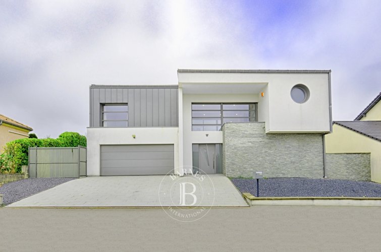 Villa Thionville - picture 1
