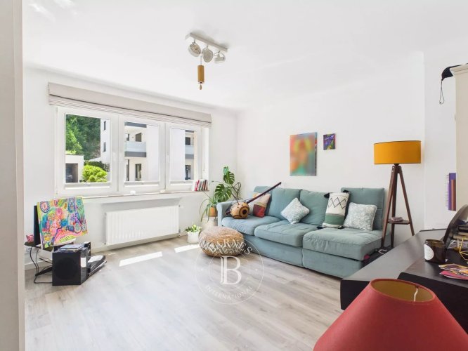 Apartment Sale -... - picture 1