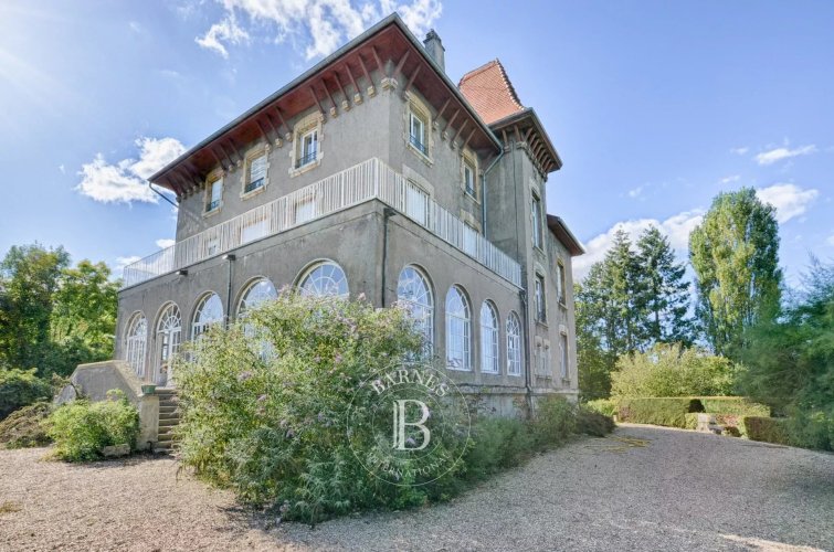 Property Sainte-Ruffine - picture 1