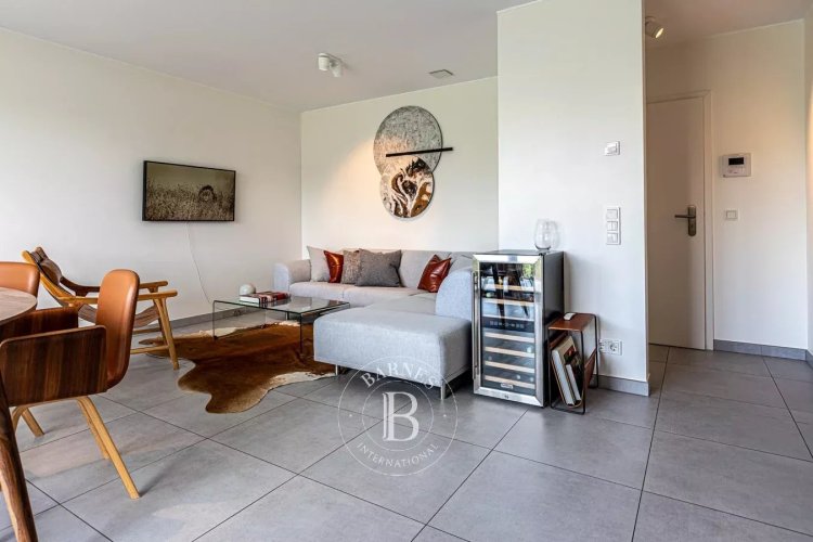 Charming 2-bedroom apartment... - picture 4